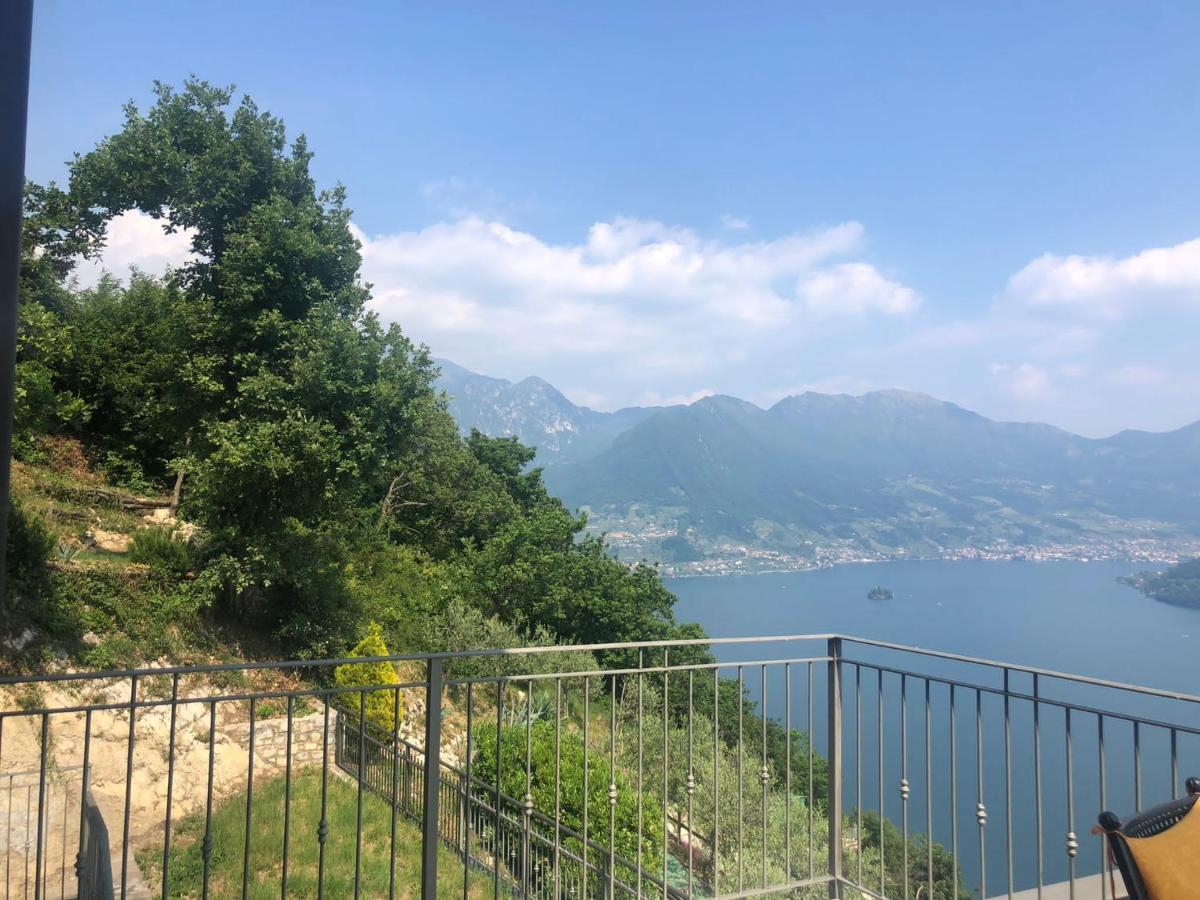Parzanica La Villetta In Residence Con Piscina E Vista Lago מראה חיצוני תמונה