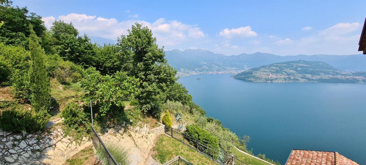 Parzanica La Villetta In Residence Con Piscina E Vista Lago מראה חיצוני תמונה