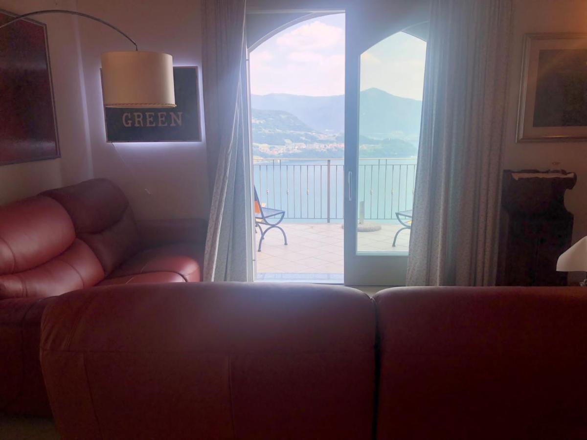 Parzanica La Villetta In Residence Con Piscina E Vista Lago מראה חיצוני תמונה